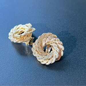 Napier Clip on Earrings in gold Vintage style